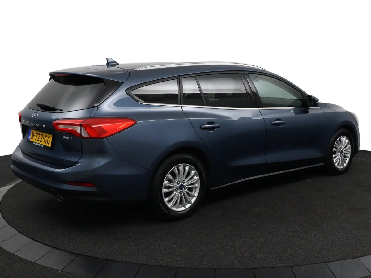 1.0 EcoBoost Hybrid Titanium X | Winterpack | B&O Audio | Elektrische Achterklep | Camera | Keyless | CarPlay/Android Auto | Navigatie