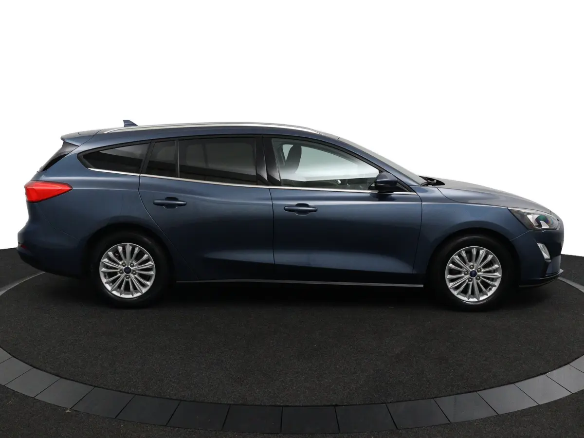 1.0 EcoBoost Hybrid Titanium X | Winterpack | B&O Audio | Elektrische Achterklep | Camera | Keyless | CarPlay/Android Auto | Navigatie