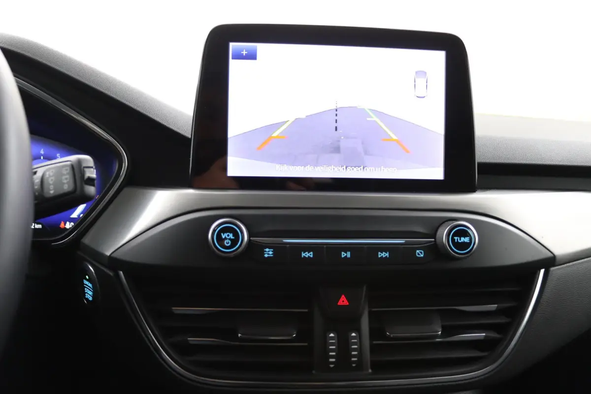 1.0 EcoBoost Hybrid Titanium X | Winterpack | B&O Audio | Elektrische Achterklep | Camera | Keyless | CarPlay/Android Auto | Navigatie