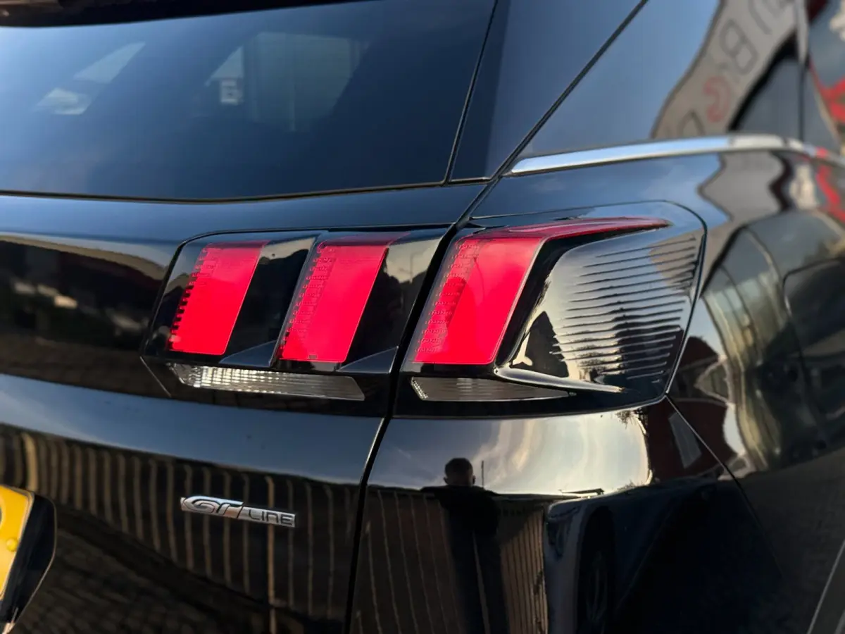1.2 GT Line | D-Riem 2025 V.V. | Carplay | Camera