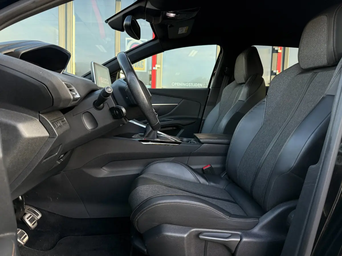 1.2 GT Line | D-Riem 2025 V.V. | Carplay | Camera
