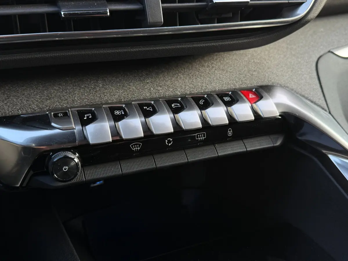1.2 GT Line | D-Riem 2025 V.V. | Carplay | Camera