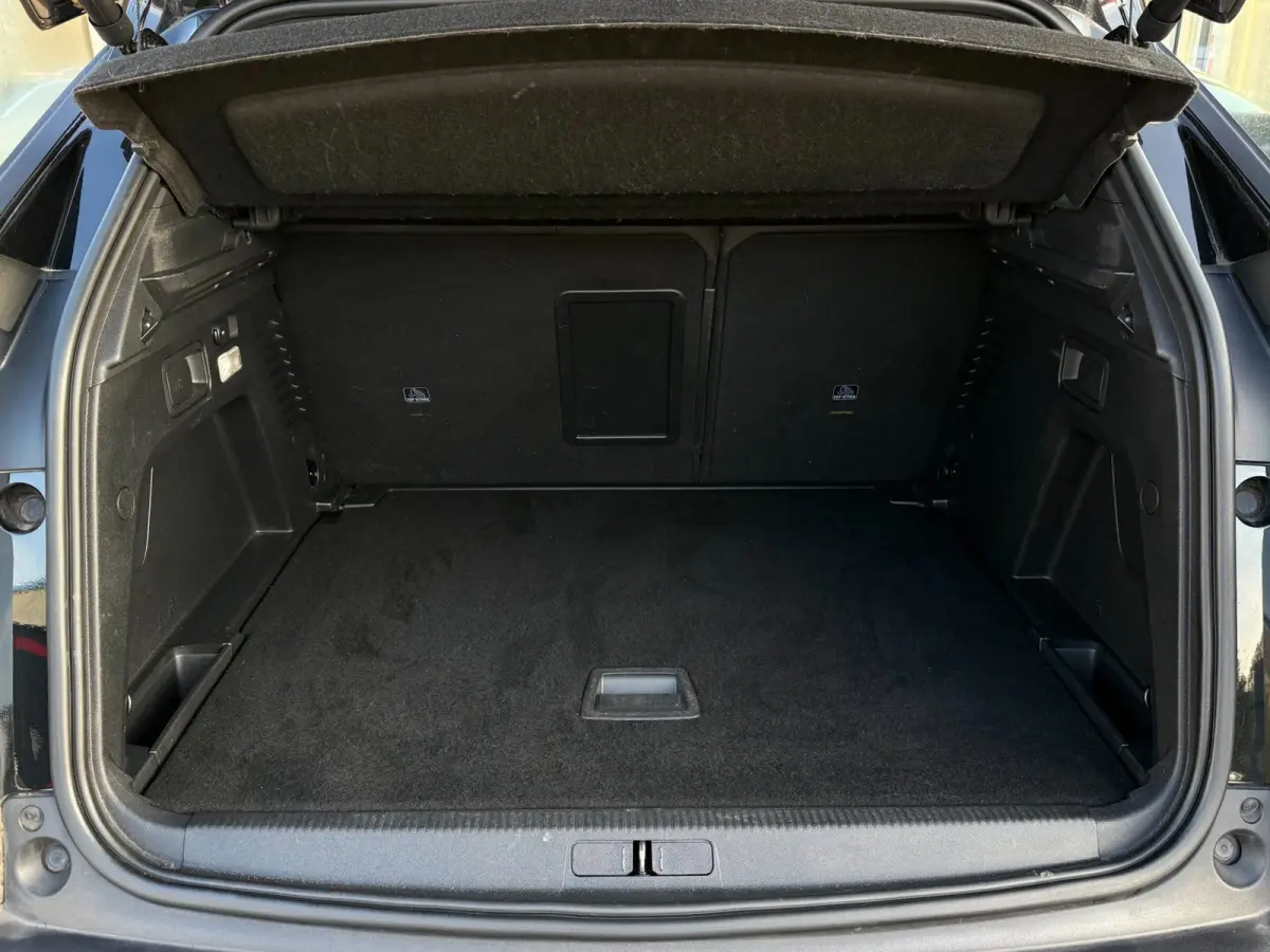 1.2 GT Line | D-Riem 2025 V.V. | Carplay | Camera