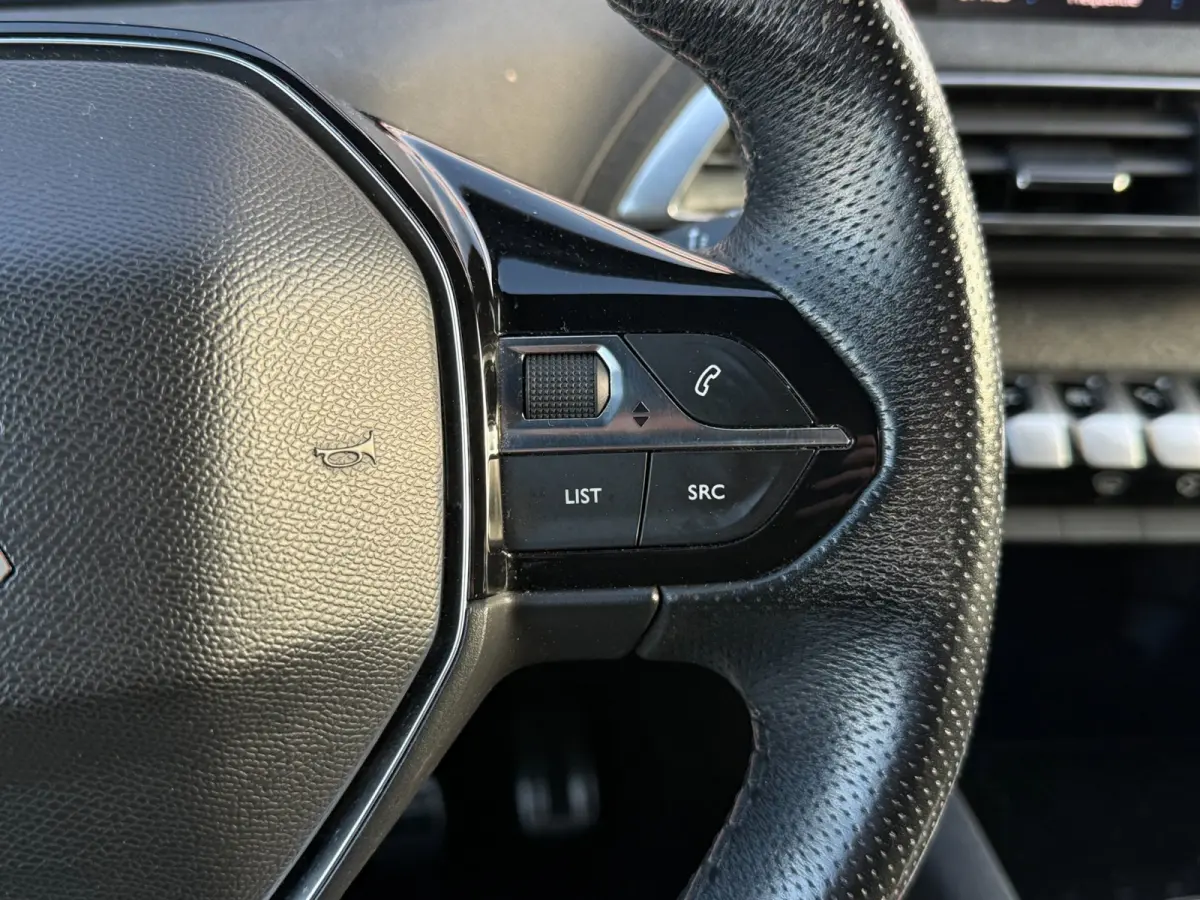 1.2 GT Line | D-Riem 2025 V.V. | Carplay | Camera