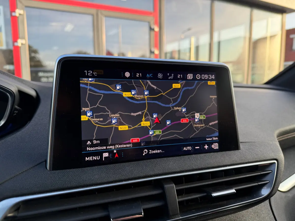 1.2 GT Line | D-Riem 2025 V.V. | Carplay | Camera
