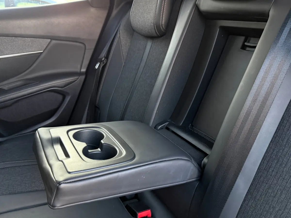 1.2 GT Line | D-Riem 2025 V.V. | Carplay | Camera