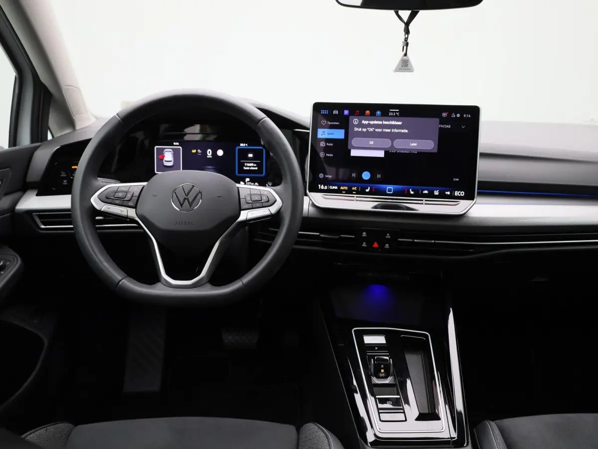 1.5 eHybrid Style Edition 204 PK| | SoH 100% | Panoramadak | Trekhaak Elektrisch | LED Matrix | Stoelverwarming | Stuurwielverwarming | ArtVelours Bekleding | Bestuurderstoel Met Geheugen