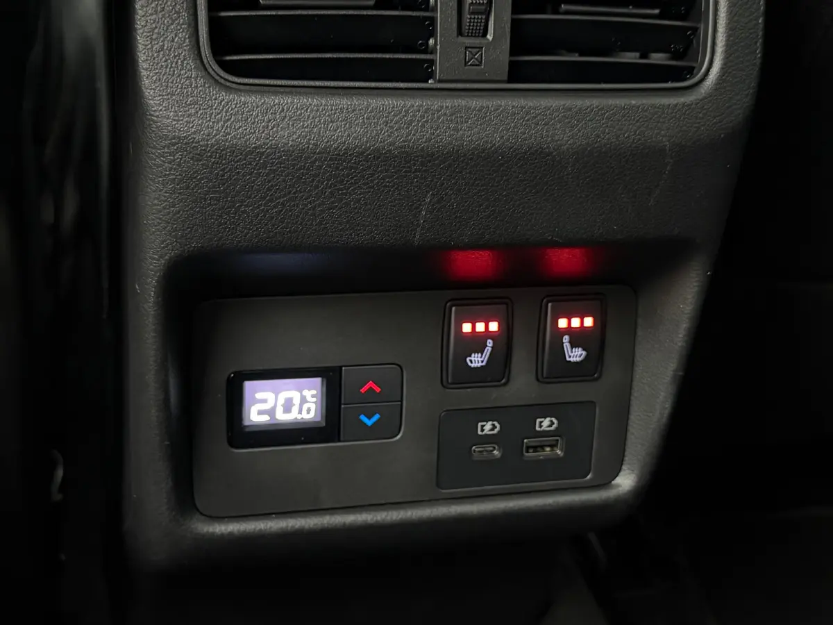 1.5 MHEV 157PK Tekna | Achterstoelen verwarmd | Achteruitrijcamera | Cruise control adaptief met Stop&Go en stuurhulp