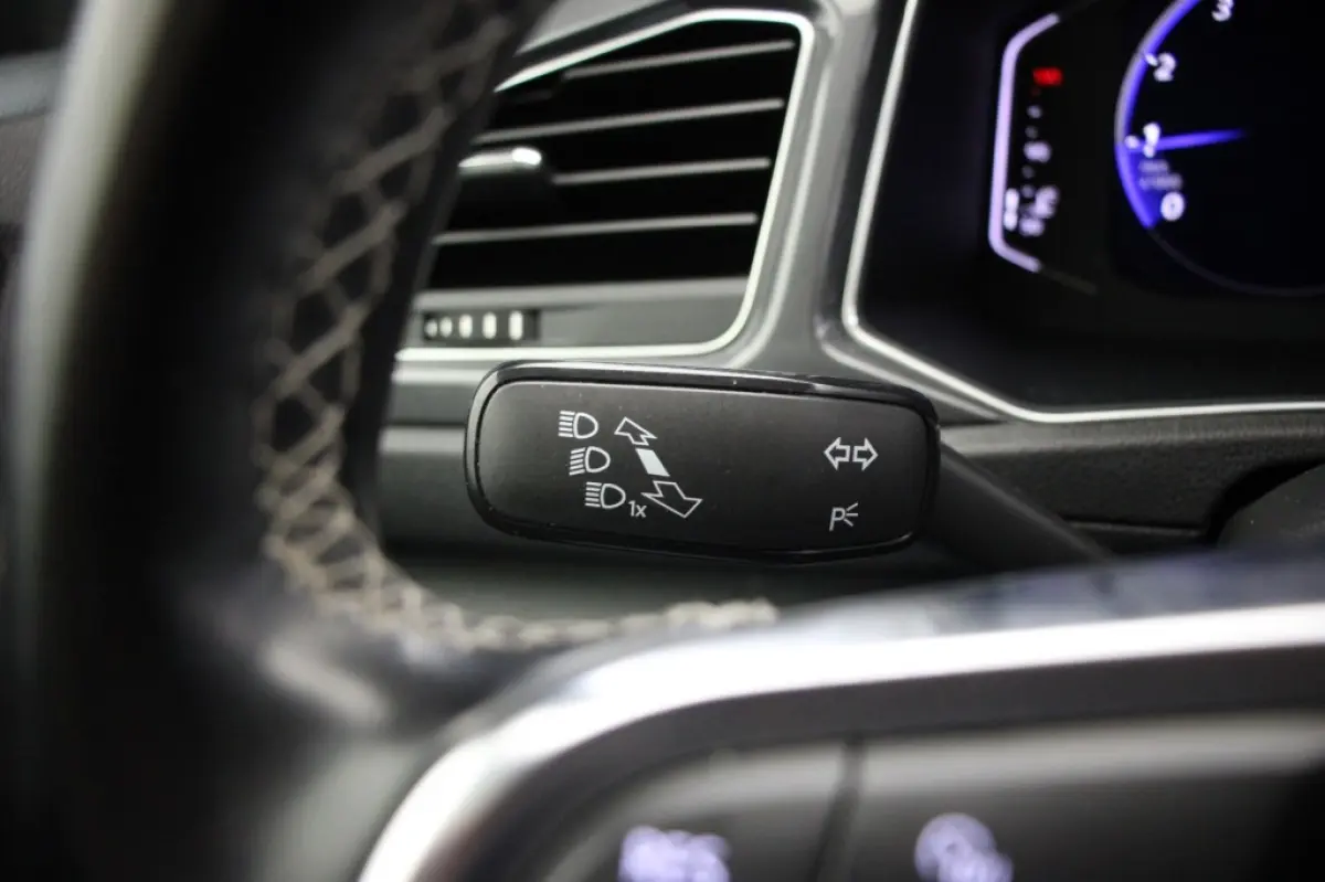 1.5 TSI Sport Business R-Line - Digitaal Cockpit, Carplay, Camera, Stoelverw. Afn. Trekhaak
