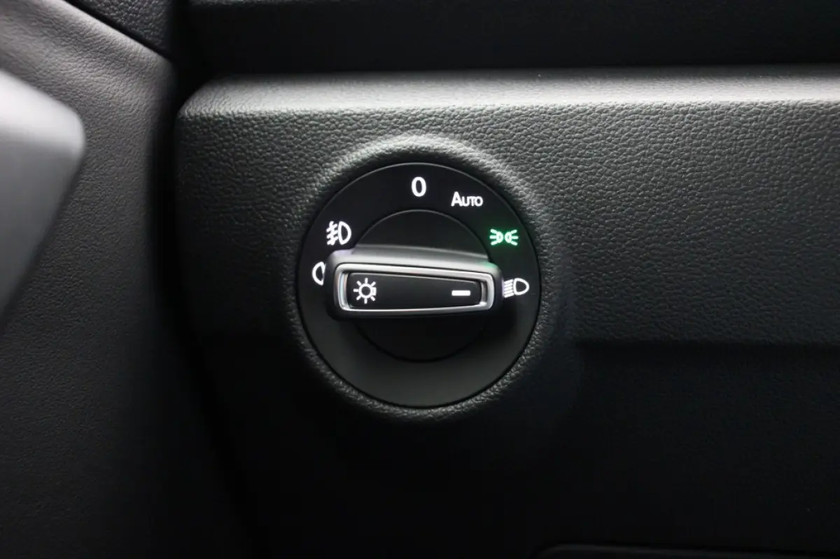 1.5 TSI Sport Business R-Line - Digitaal Cockpit, Carplay, Camera, Stoelverw. Afn. Trekhaak