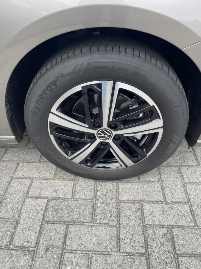 Maxi 1.5 TSI Hybride Style Automaat