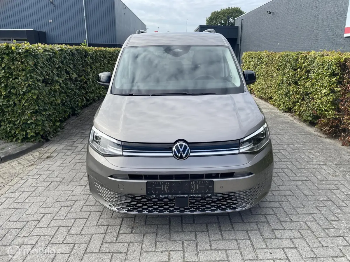 Maxi 1.5 TSI Hybride Style Automaat