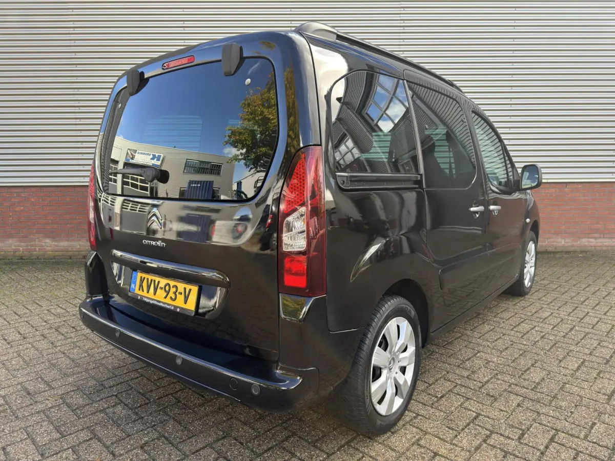 XL 1.2 PureTech Live|Camera|Cruise|Navi|5persoons|