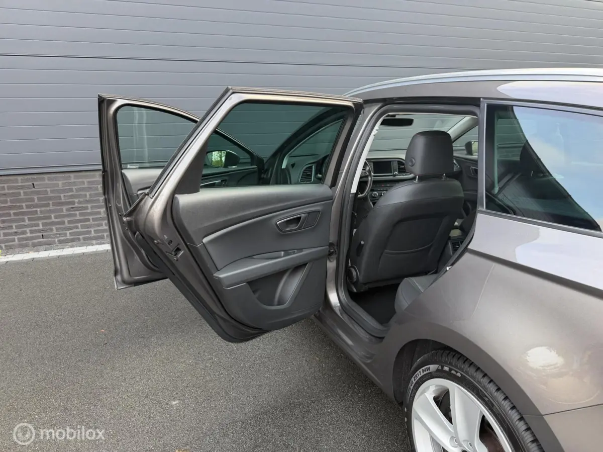 1.4 EcoTSI FR Business Intense CARPLAY*HAAK*LED*CRUISE*NAP!