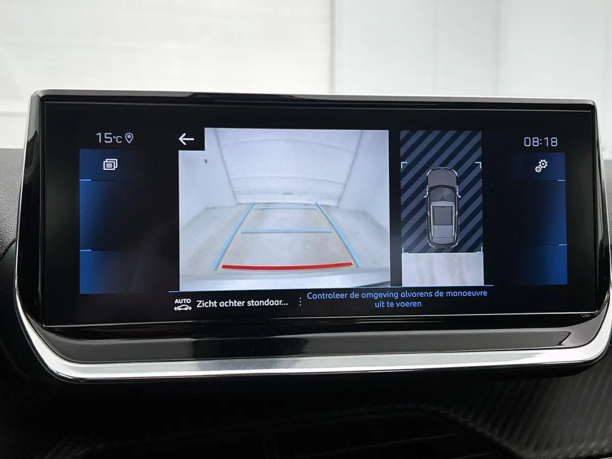 SUV Allure Pack 130pk | Navigatie | Achteruitrijcamera | Stoelverwarming | 3D Cockpit | Climate Control | Cruise Control | Led koplampen | Parkeersensoren v+a | Armsteun | Elektrisch inklapb
