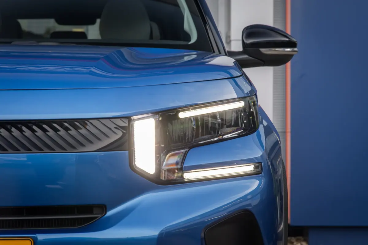 Max 113pk 44 kWh | Camera | Apple Carplay/Android Auto | Cruise control | Navigatie | Climate controle | LED koplampen | Achteruitrijcamera | Afwijkende dakkleur | Apple Carplay/Android Auto