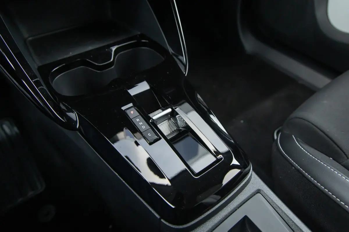 Max 113pk 44 kWh | Camera | Apple Carplay/Android Auto | Cruise control | Navigatie | Climate controle | LED koplampen | Achteruitrijcamera | Afwijkende dakkleur | Apple Carplay/Android Auto