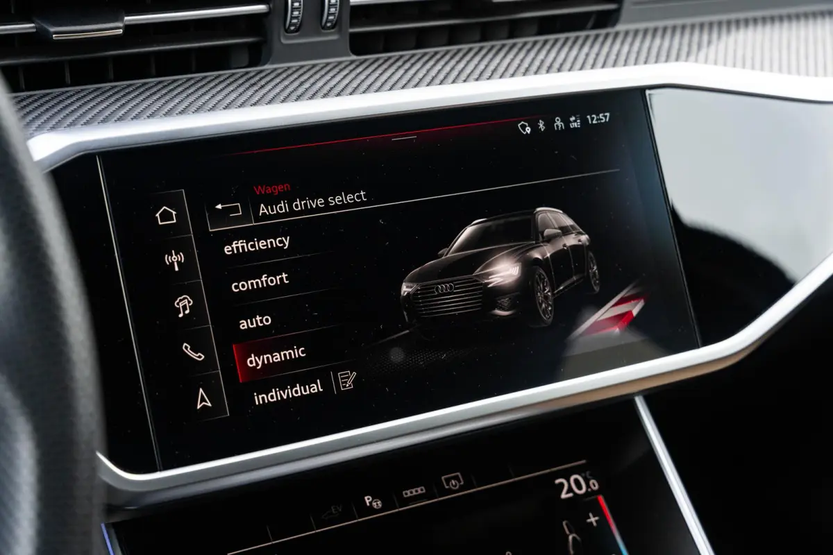 55 TFSIe 367pk Quattro S Edition Competition | Panoramadak | Elek. Voorstoelen | Audi Exclusive Leder Interieur | Bang & Olufsen 3D | Keyless | Topview | Trekhaak
