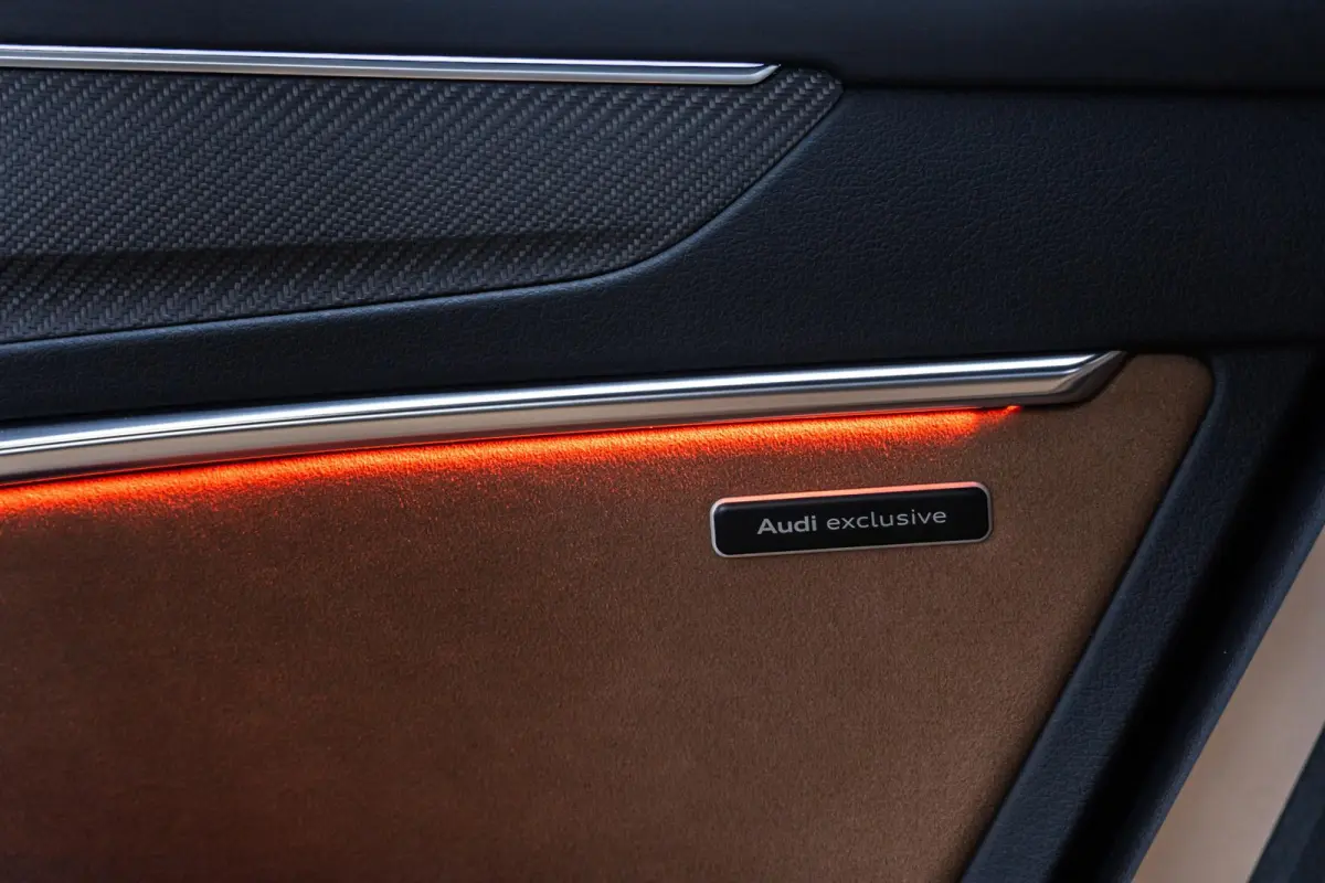 55 TFSIe 367pk Quattro S Edition Competition | Panoramadak | Elek. Voorstoelen | Audi Exclusive Leder Interieur | Bang & Olufsen 3D | Keyless | Topview | Trekhaak