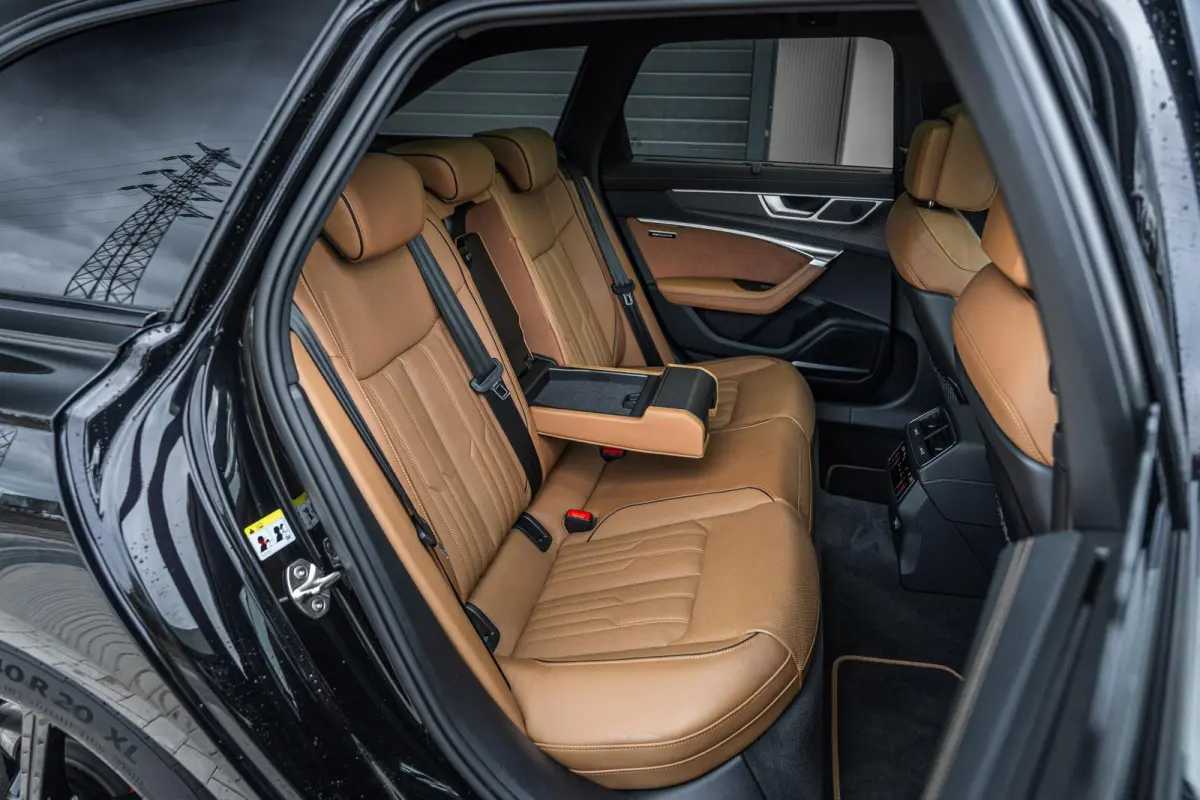 55 TFSIe 367pk Quattro S Edition Competition | Panoramadak | Elek. Voorstoelen | Audi Exclusive Leder Interieur | Bang & Olufsen 3D | Keyless | Topview | Trekhaak
