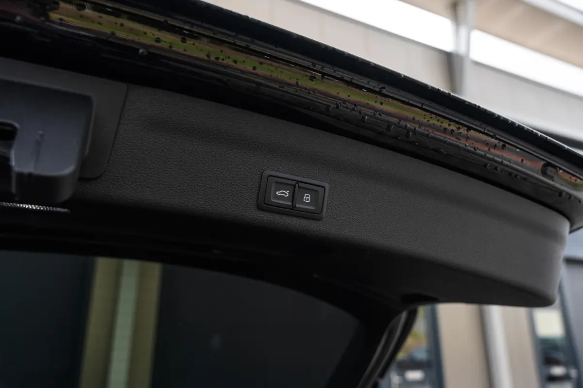 55 TFSIe 367pk Quattro S Edition Competition | Panoramadak | Elek. Voorstoelen | Audi Exclusive Leder Interieur | Bang & Olufsen 3D | Keyless | Topview | Trekhaak