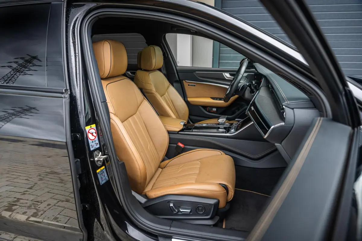 55 TFSIe 367pk Quattro S Edition Competition | Panoramadak | Elek. Voorstoelen | Audi Exclusive Leder Interieur | Bang & Olufsen 3D | Keyless | Topview | Trekhaak