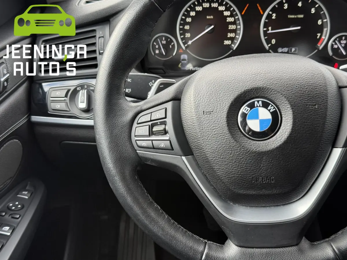 xDrive28i High Executive |Memory|Stuurverwarming|Camera|Leer