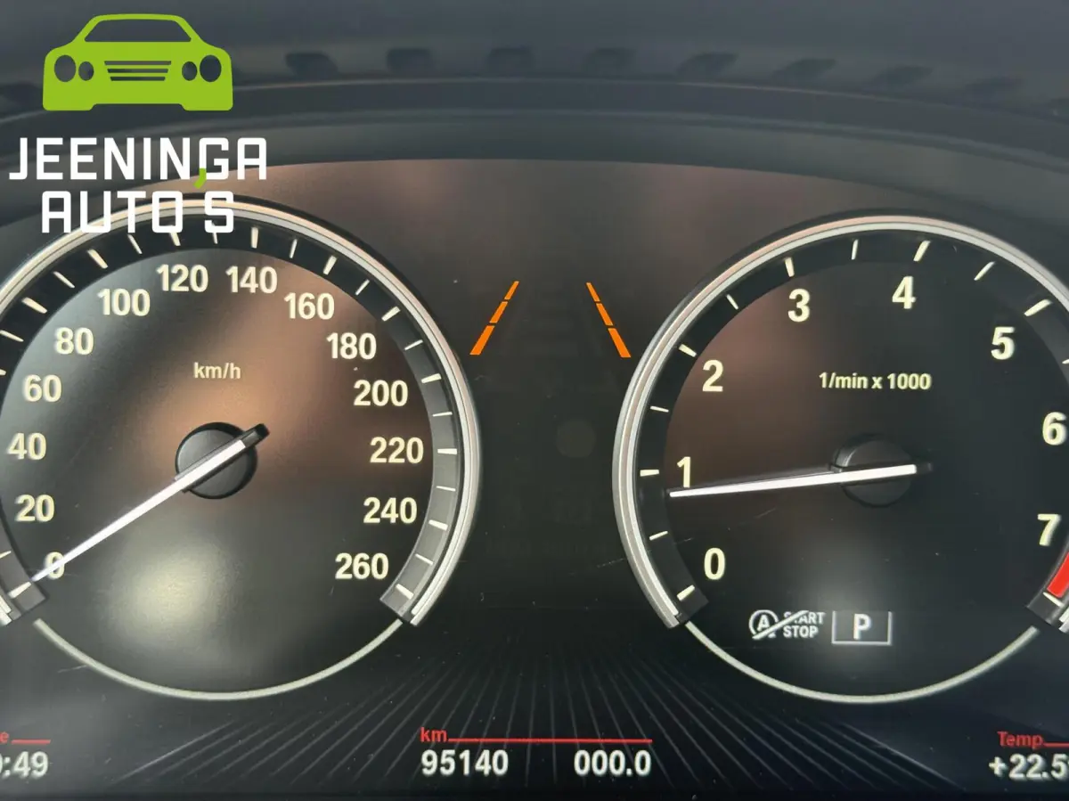 xDrive28i High Executive |Memory|Stuurverwarming|Camera|Leer