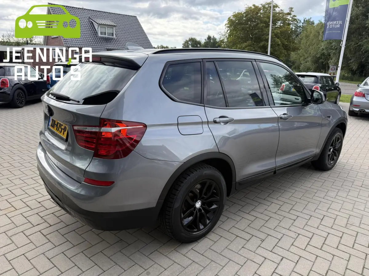 xDrive28i High Executive |Memory|Stuurverwarming|Camera|Leer