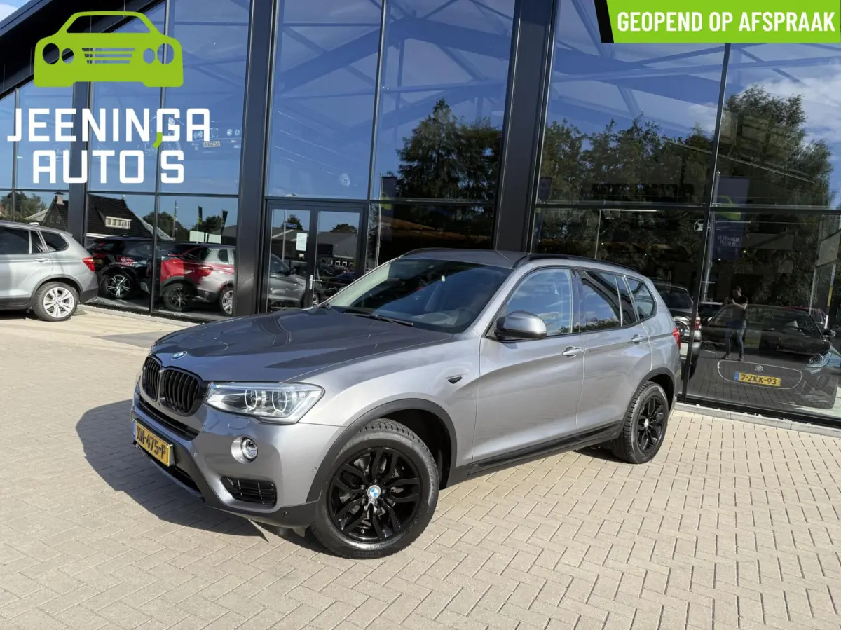 xDrive28i High Executive |Memory|Stuurverwarming|Camera|Leer