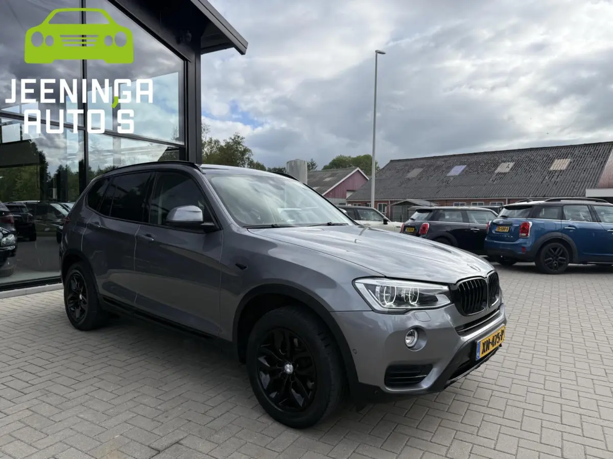 xDrive28i High Executive |Memory|Stuurverwarming|Camera|Leer