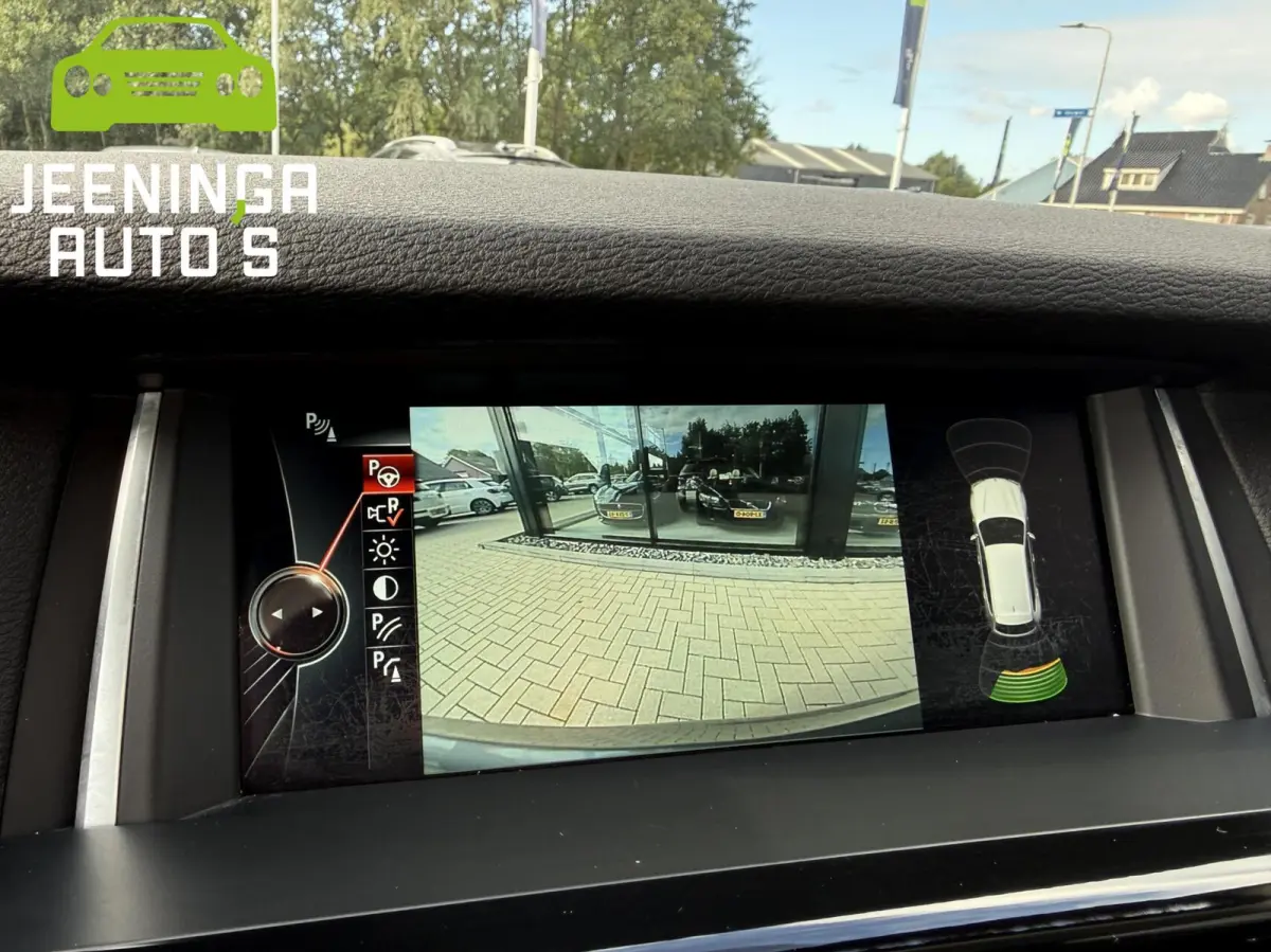 xDrive28i High Executive |Memory|Stuurverwarming|Camera|Leer