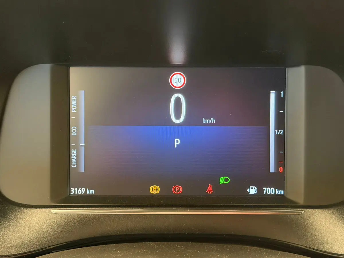 1.2 Turbo Hybrid Yes | 16" Lichtmetalen velgen | Dode hoek waarschuwing | Draadloze Apple Carplay en Android Auto