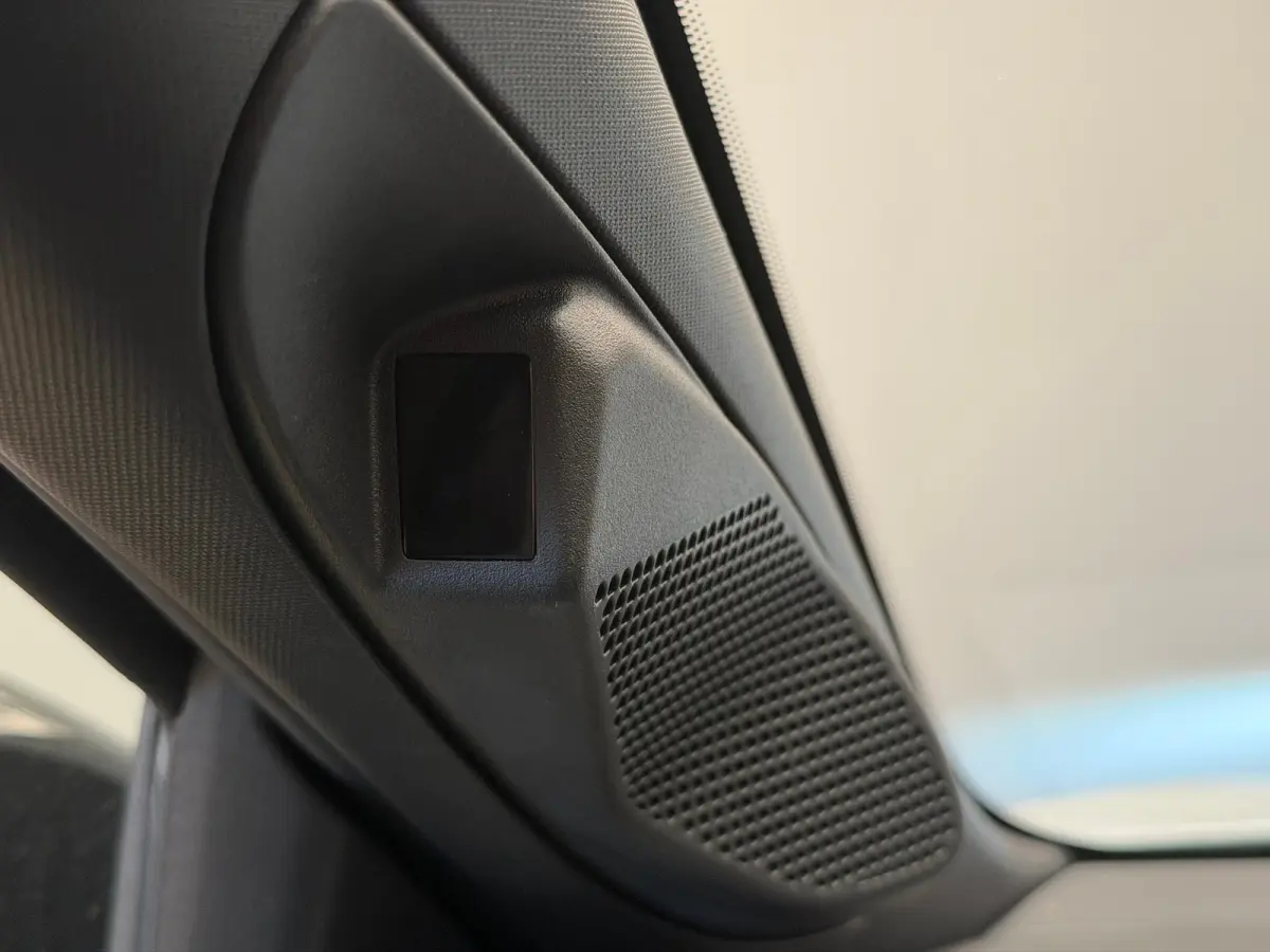1.2 Turbo Hybrid Yes | 16" Lichtmetalen velgen | Dode hoek waarschuwing | Draadloze Apple Carplay en Android Auto