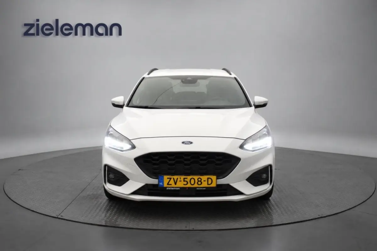 1.0 EcoBoost ST Line Business - Trekhaa, Carplay, Clima, Stoel/Stuur Verw. Trekhaak