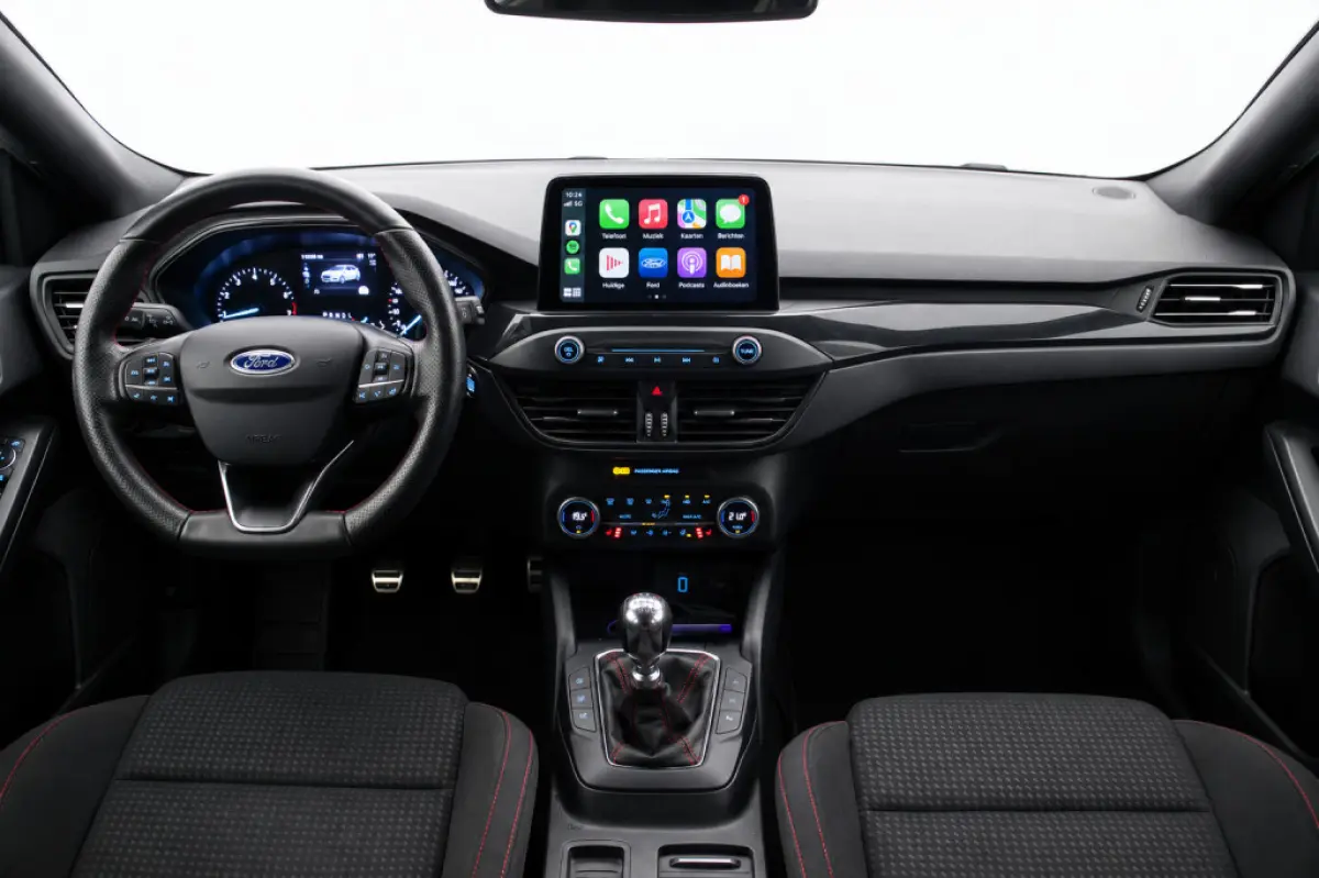1.0 EcoBoost ST Line Business - Trekhaa, Carplay, Clima, Stoel/Stuur Verw. Trekhaak