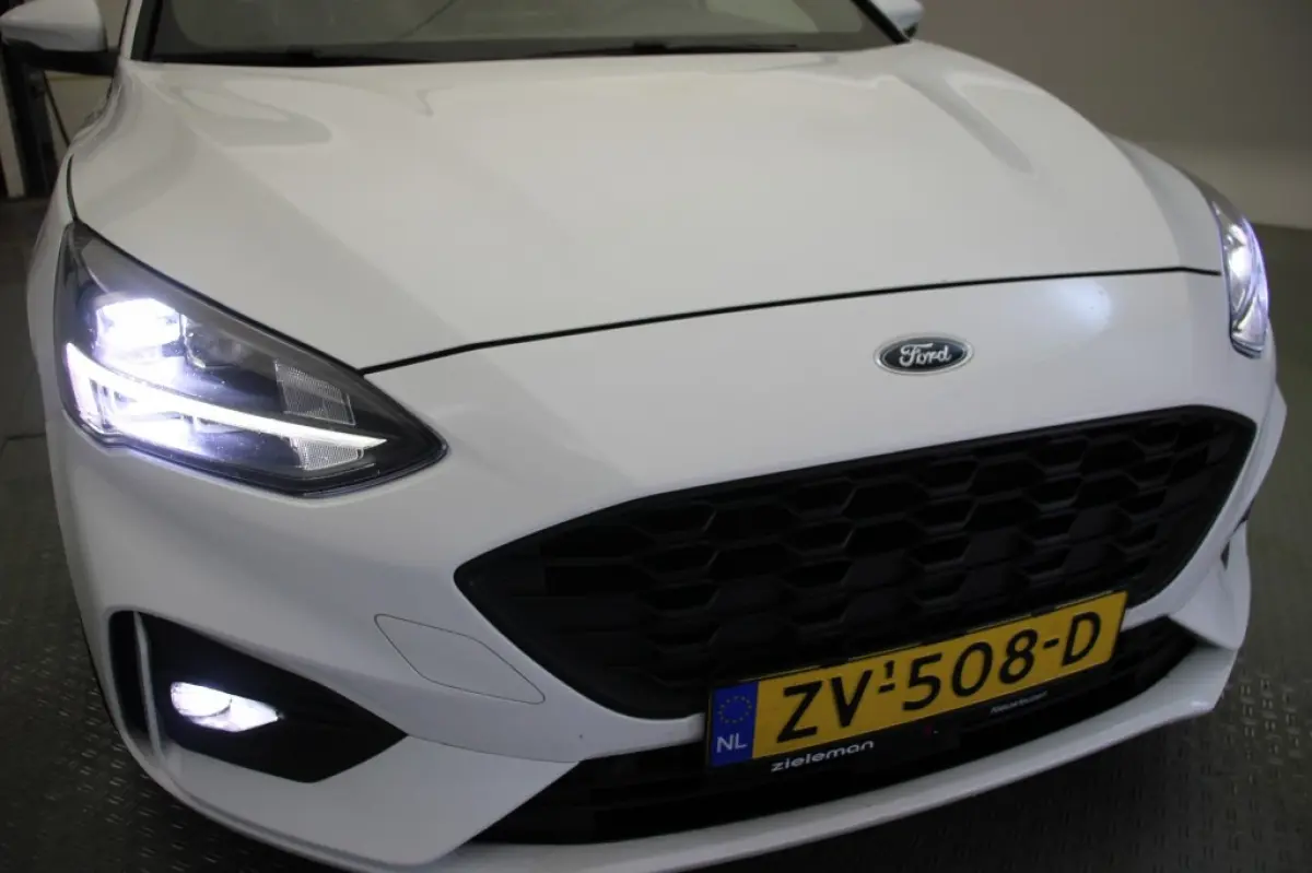 1.0 EcoBoost ST Line Business - Trekhaa, Carplay, Clima, Stoel/Stuur Verw. Trekhaak
