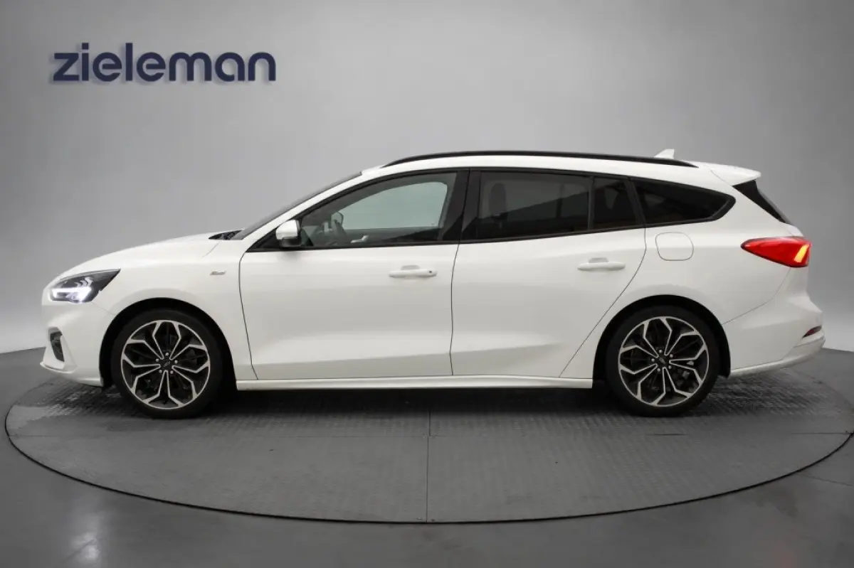 1.0 EcoBoost ST Line Business - Trekhaa, Carplay, Clima, Stoel/Stuur Verw. Trekhaak