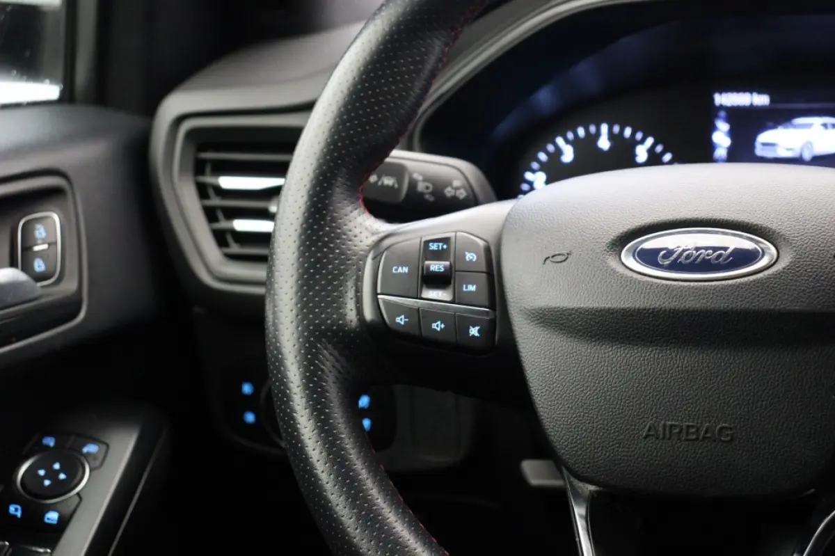 1.0 EcoBoost ST Line Business - Trekhaa, Carplay, Clima, Stoel/Stuur Verw. Trekhaak