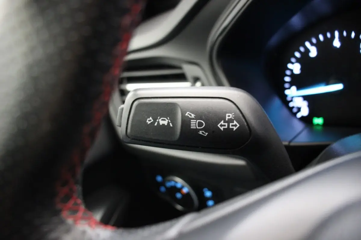 1.0 EcoBoost ST Line Business - Trekhaa, Carplay, Clima, Stoel/Stuur Verw. Trekhaak