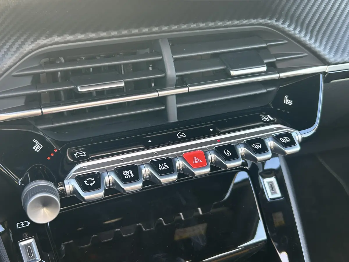 1.2 Hybrid 145 GT | Panoramisch schuifdak | Alcantara bekleding | Adaptieve Cruise Control | Apple CarPlay/Android Auto