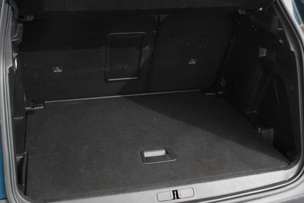 1.2 PureTech 130pk Automaat Allure Navigatie Climate Control Parkeer sensoren Camera
