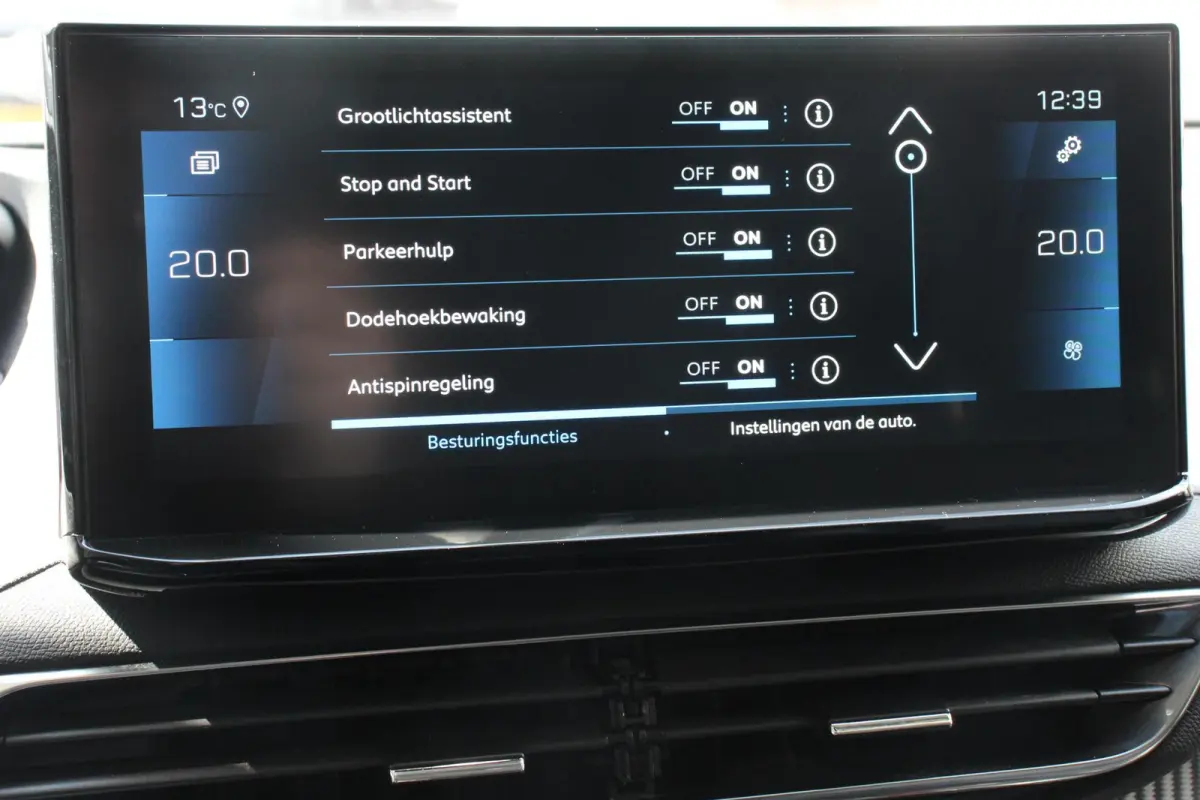 1.2 PureTech 130pk Automaat Allure Navigatie Climate Control Parkeer sensoren Camera