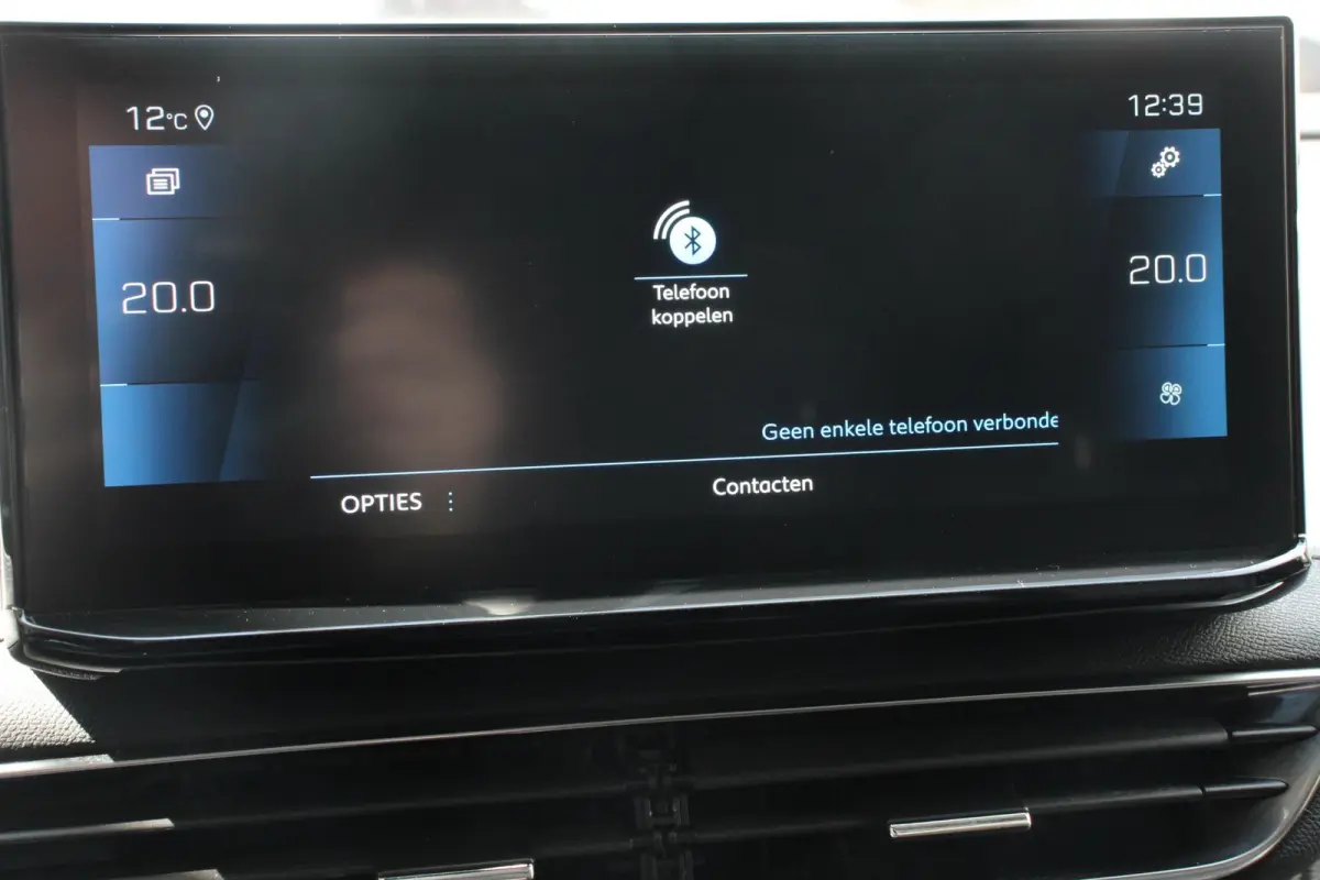 1.2 PureTech 130pk Automaat Allure Navigatie Climate Control Parkeer sensoren Camera