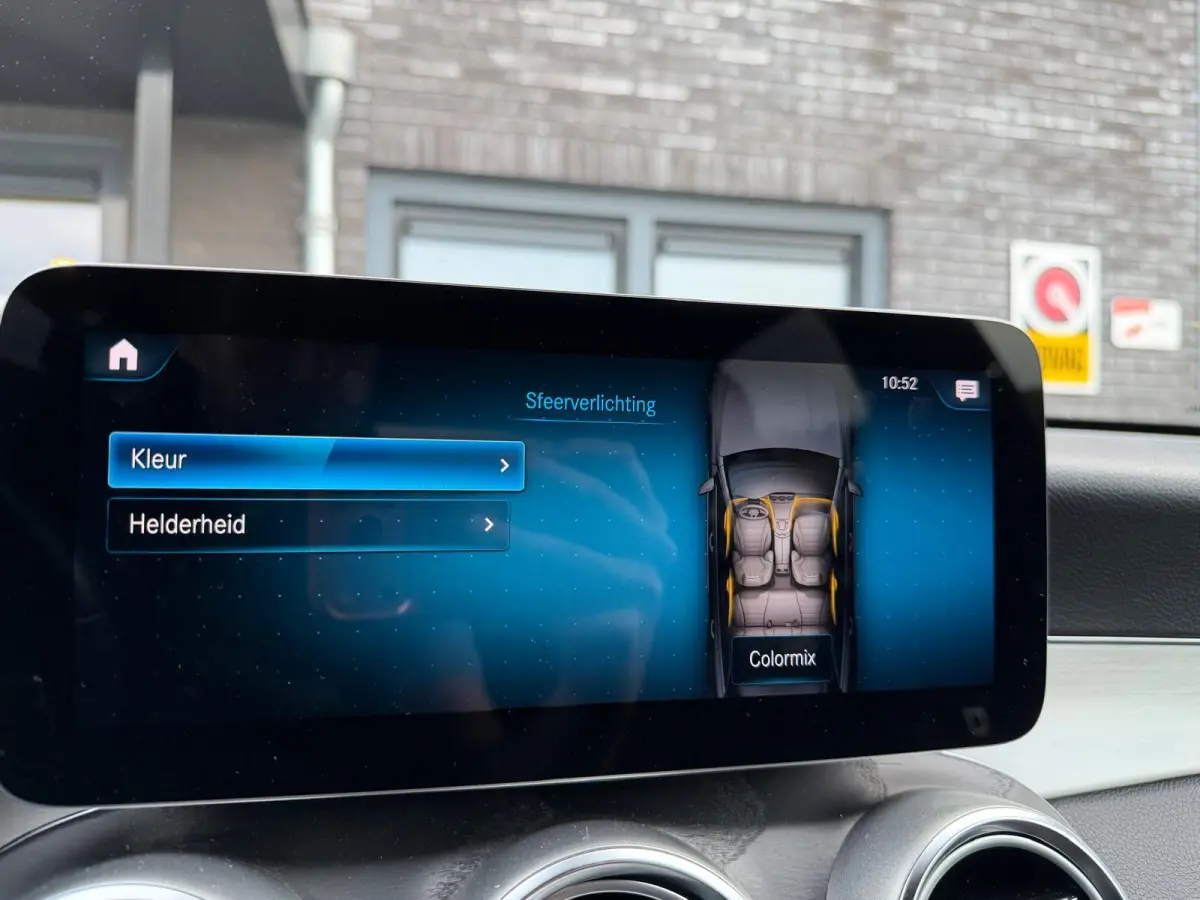 200d Premium | AUTOMAAT | BURMESTER | CARPLAY | LED | NAVIGATIE |