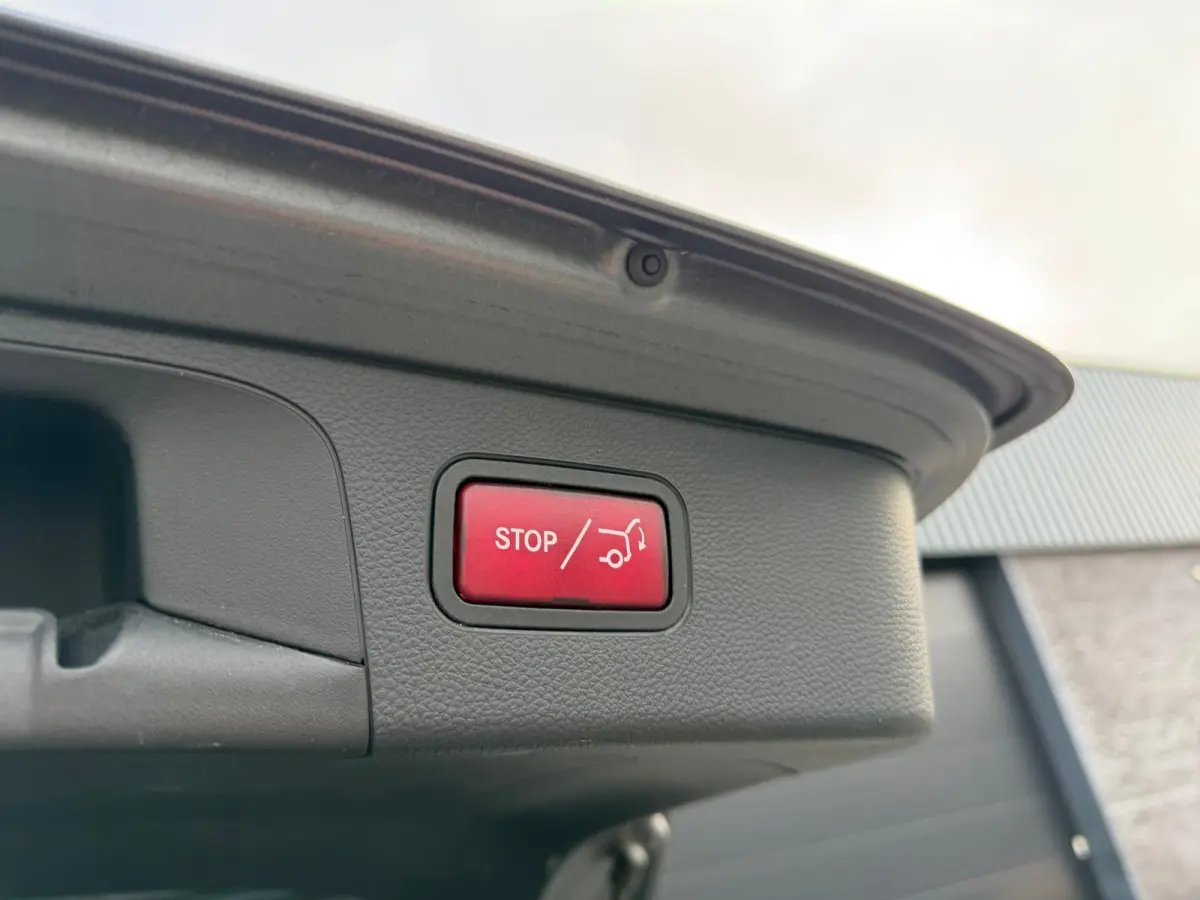 200d Premium | AUTOMAAT | BURMESTER | CARPLAY | LED | NAVIGATIE |