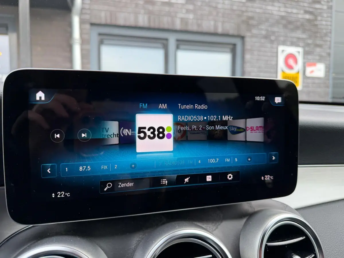 200d Premium | AUTOMAAT | BURMESTER | CARPLAY | LED | NAVIGATIE |