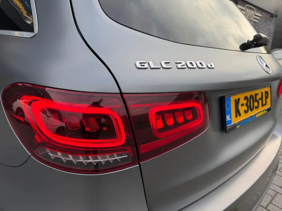 200d Premium | AUTOMAAT | BURMESTER | CARPLAY | LED | NAVIGATIE |