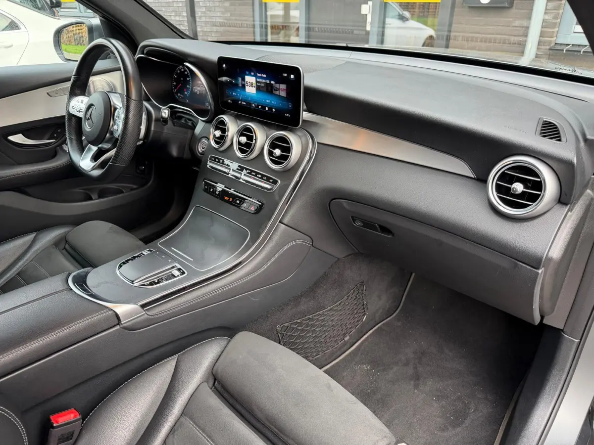 200d Premium | AUTOMAAT | BURMESTER | CARPLAY | LED | NAVIGATIE |