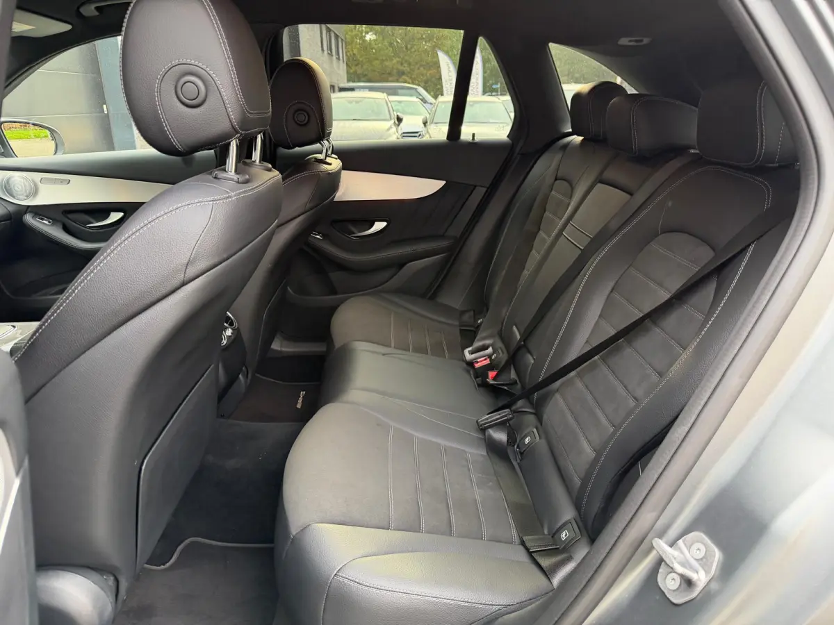 200d Premium | AUTOMAAT | BURMESTER | CARPLAY | LED | NAVIGATIE |